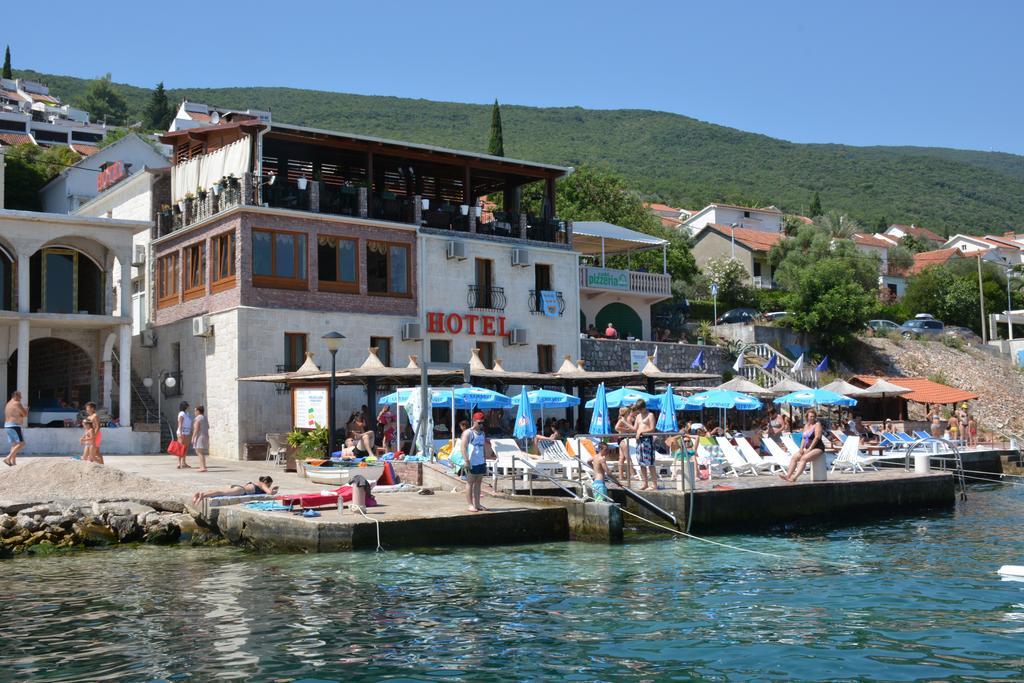 Hotel Anderba Krasići Dış mekan fotoğraf